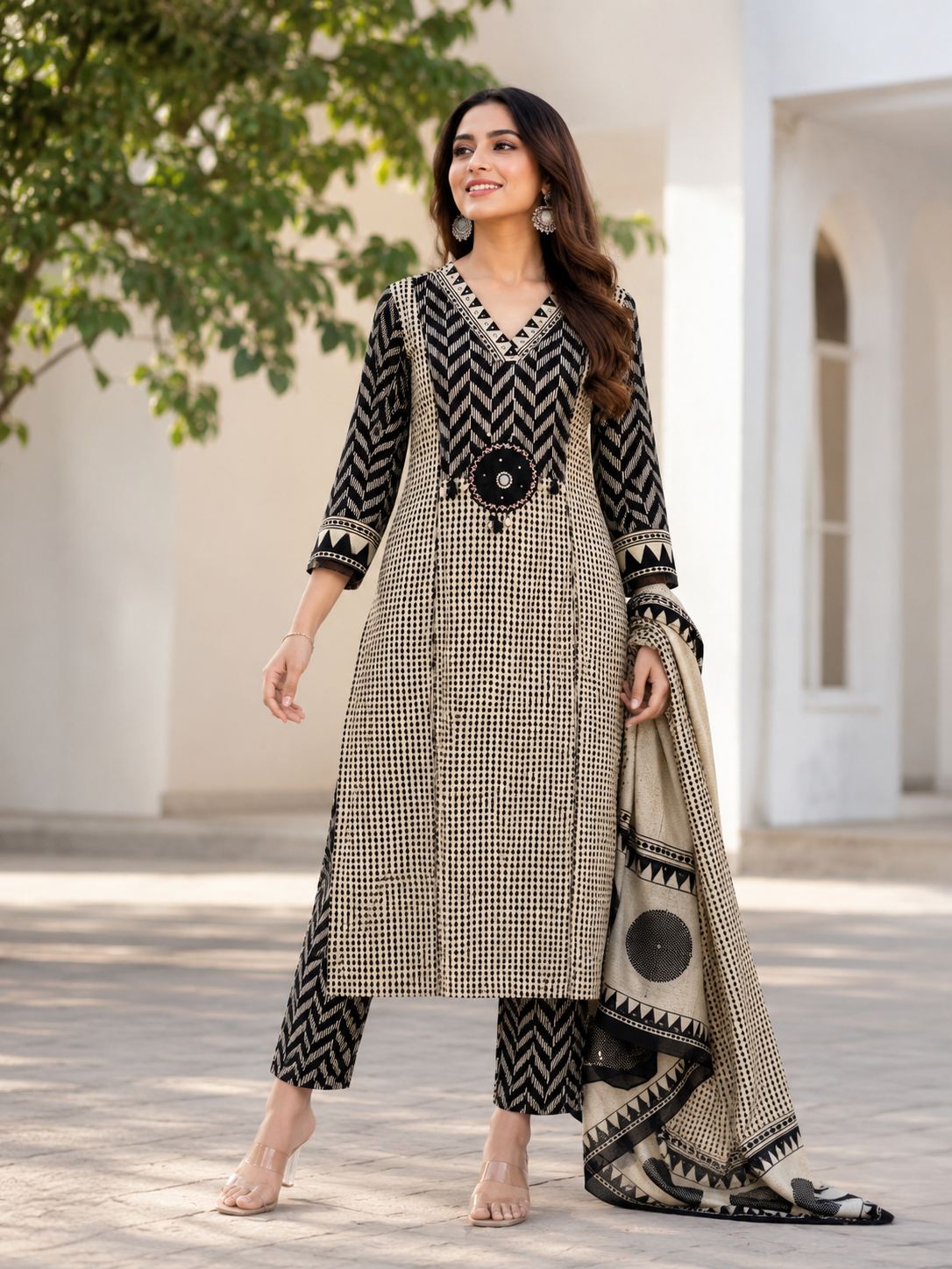 Printed Pure Cotton Straight suit with Thread, Beads & sequin work