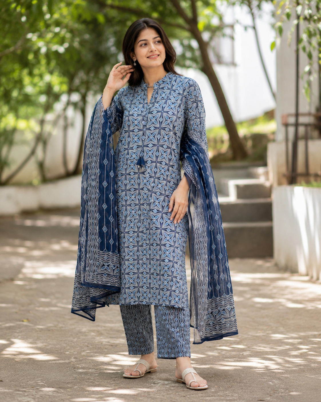 Printed Cotton Straight suit with Neck Detailing