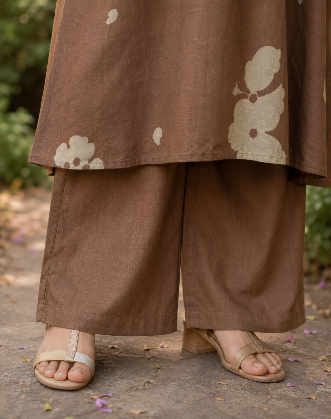 Printed Pure Cotton A-Line suit with embriodery work