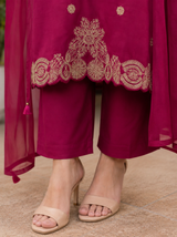 Rani Pink Silly Cotton Straight Suit with Thread Work