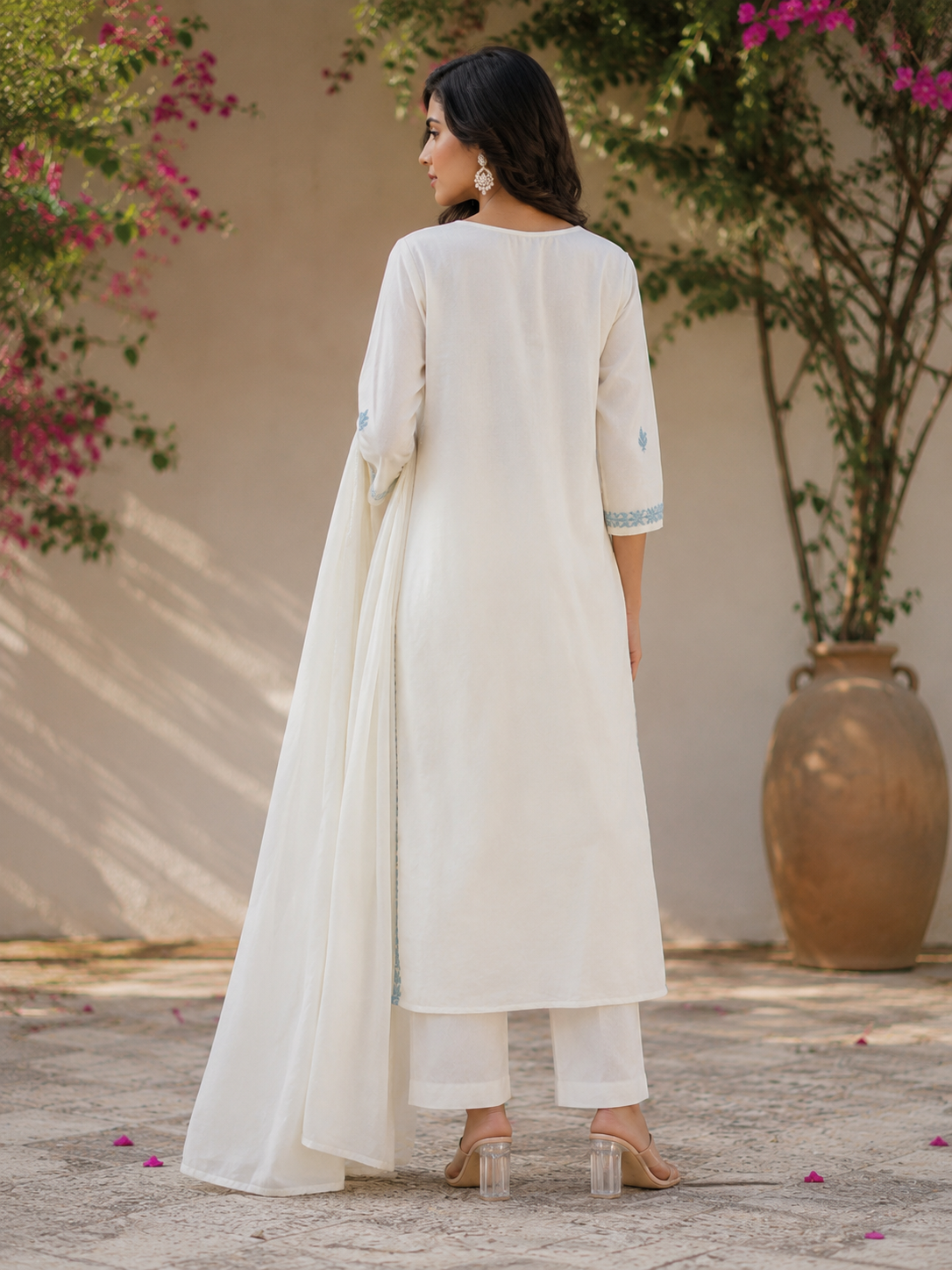 Pure Mul Cotton Straight suit with embriodery work