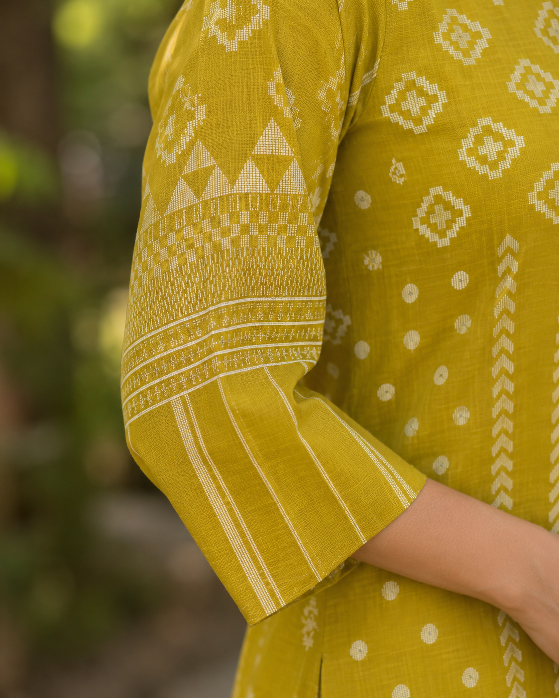 Mustard Yellow Printed Pure Cotton Straight suit with yoke detailing